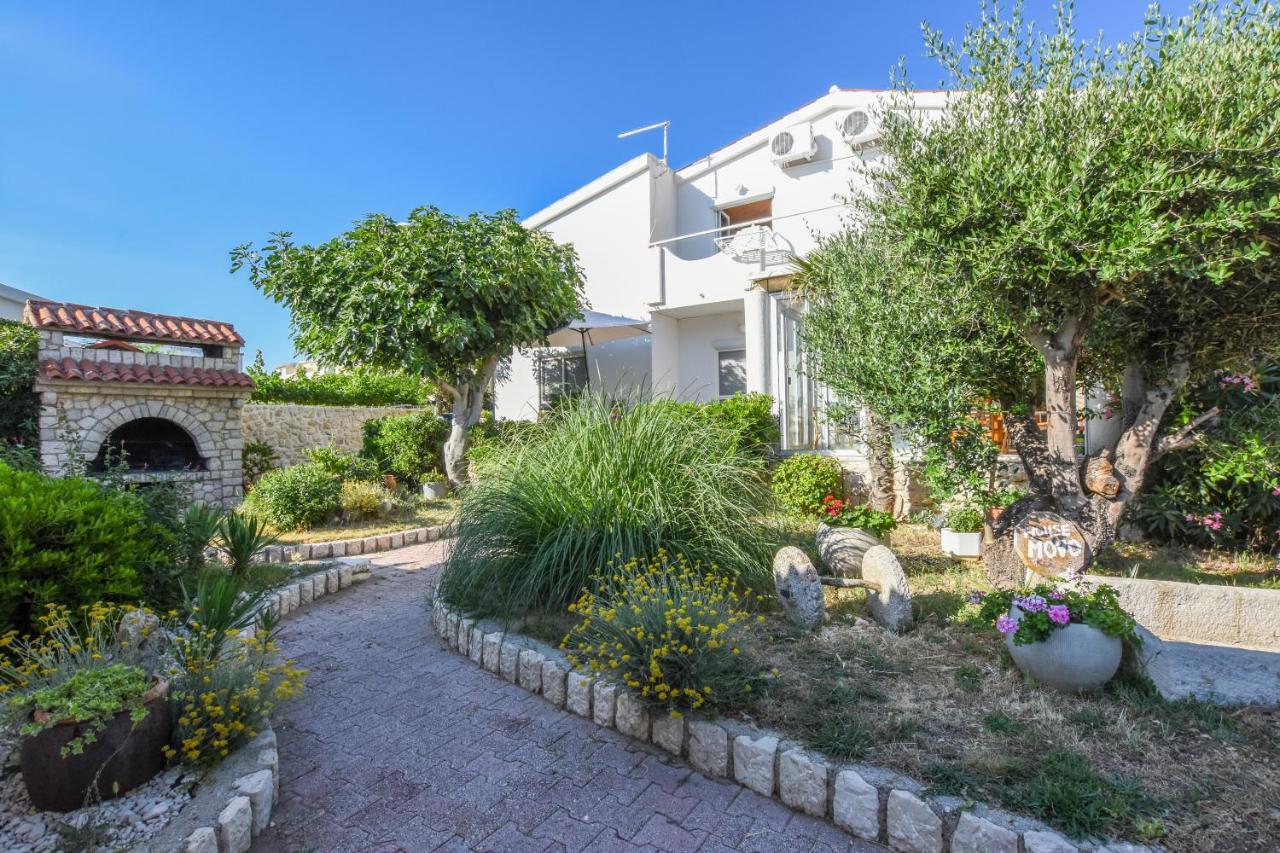 Movo House Daire Pag Town Dış mekan fotoğraf