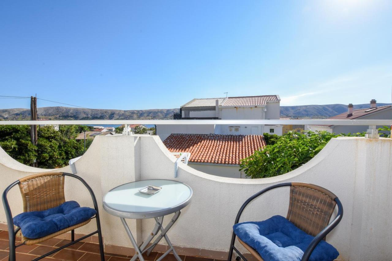 Movo House Daire Pag Town Dış mekan fotoğraf