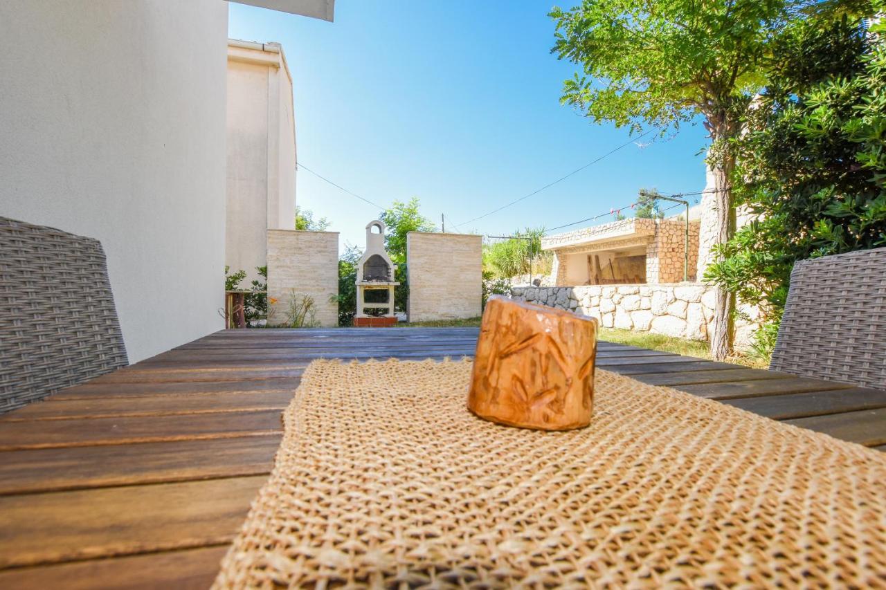 Movo House Daire Pag Town Dış mekan fotoğraf